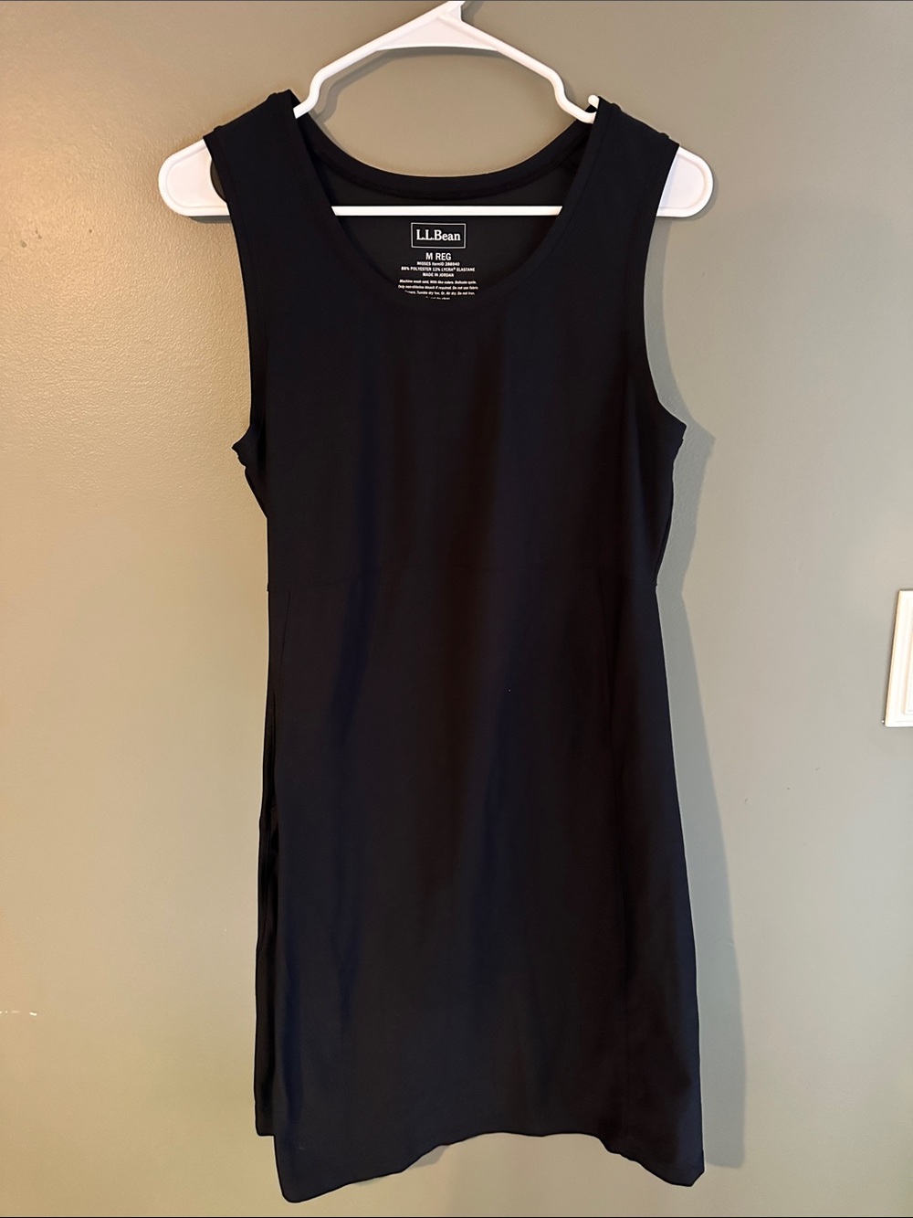 L.L.Bean Black Sleeveless Shift Dress